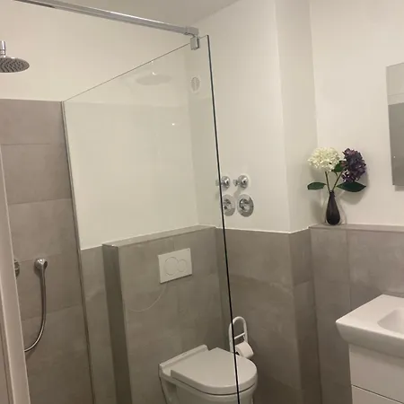 Appartement Zentrum - Fuer 8 Personen