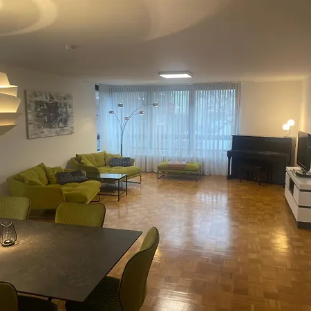 Zentrum - Fuer 8 Personen *